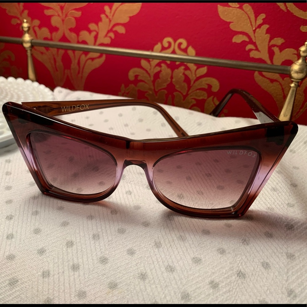 WILDFOX Ivy Sunglasses Brown purple ombré RARE